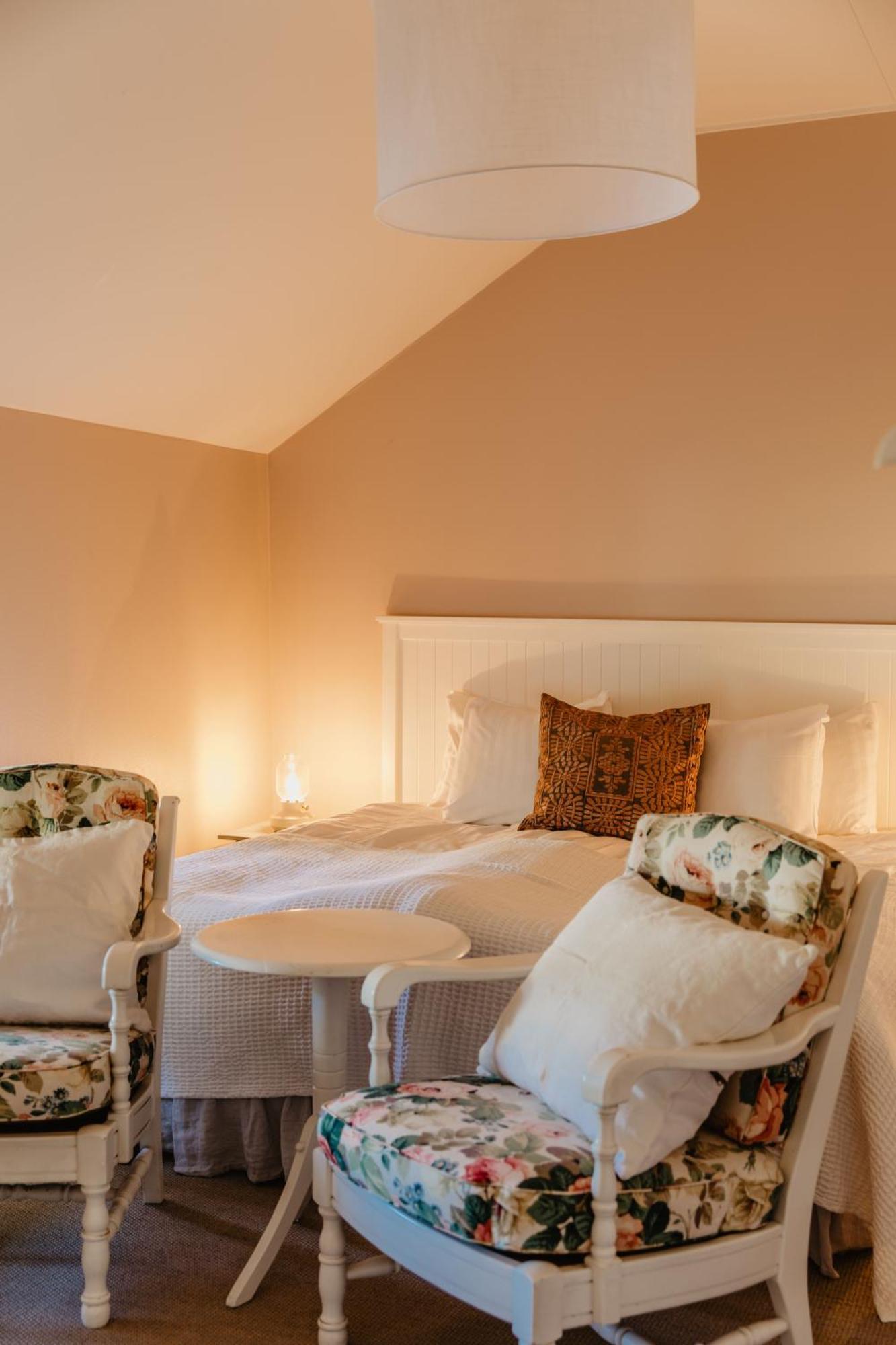 Slottsparken Motel Huskvarna Kültér fotó